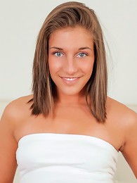 Nubiles.net Mischa Brooks - Coed babe Mischa Brooks spreads her fresh pussy wide open exposing her clitoris